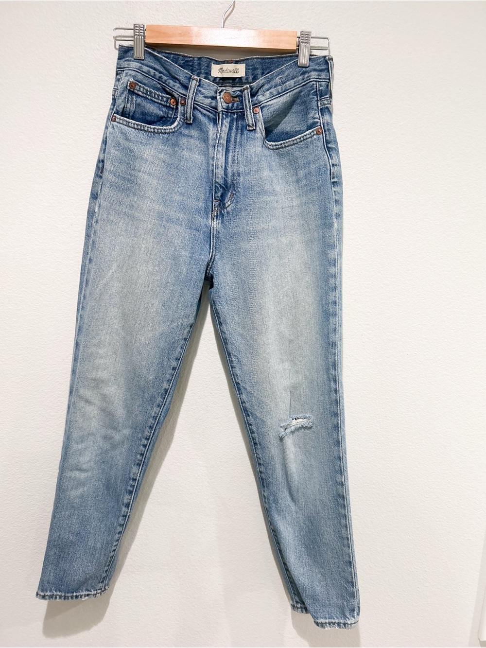 Madewell High-Rise “the momjean” Light Blue Washed Jeans